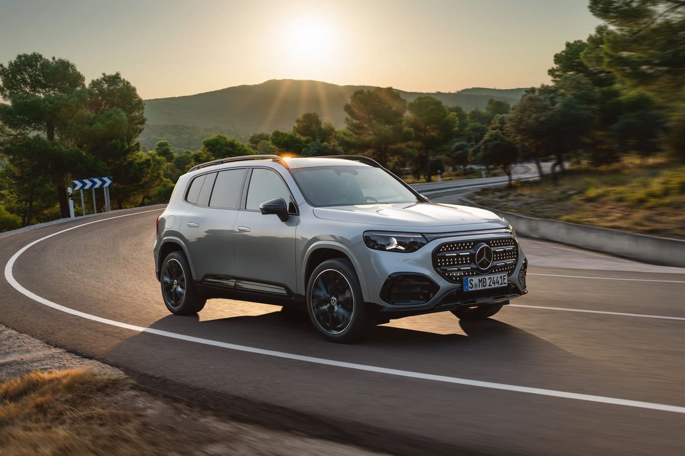Mercedes GLB — lådan är tillbaka, med sju säten och krok för två ton